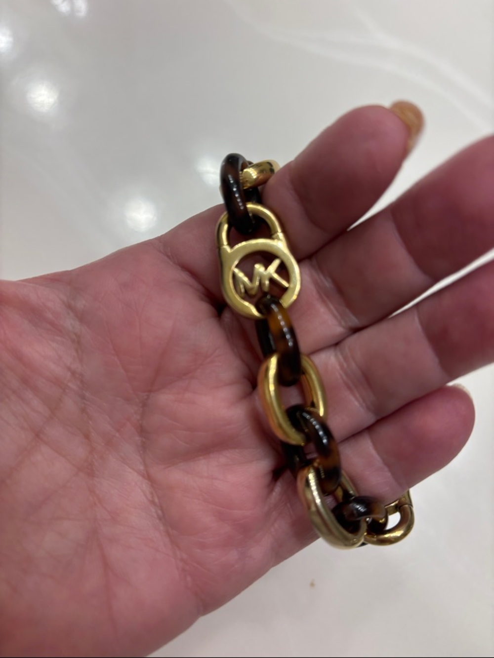 Michael Kors gold tone and tortoise-look toggle bracelet - Picture 6 of 6
